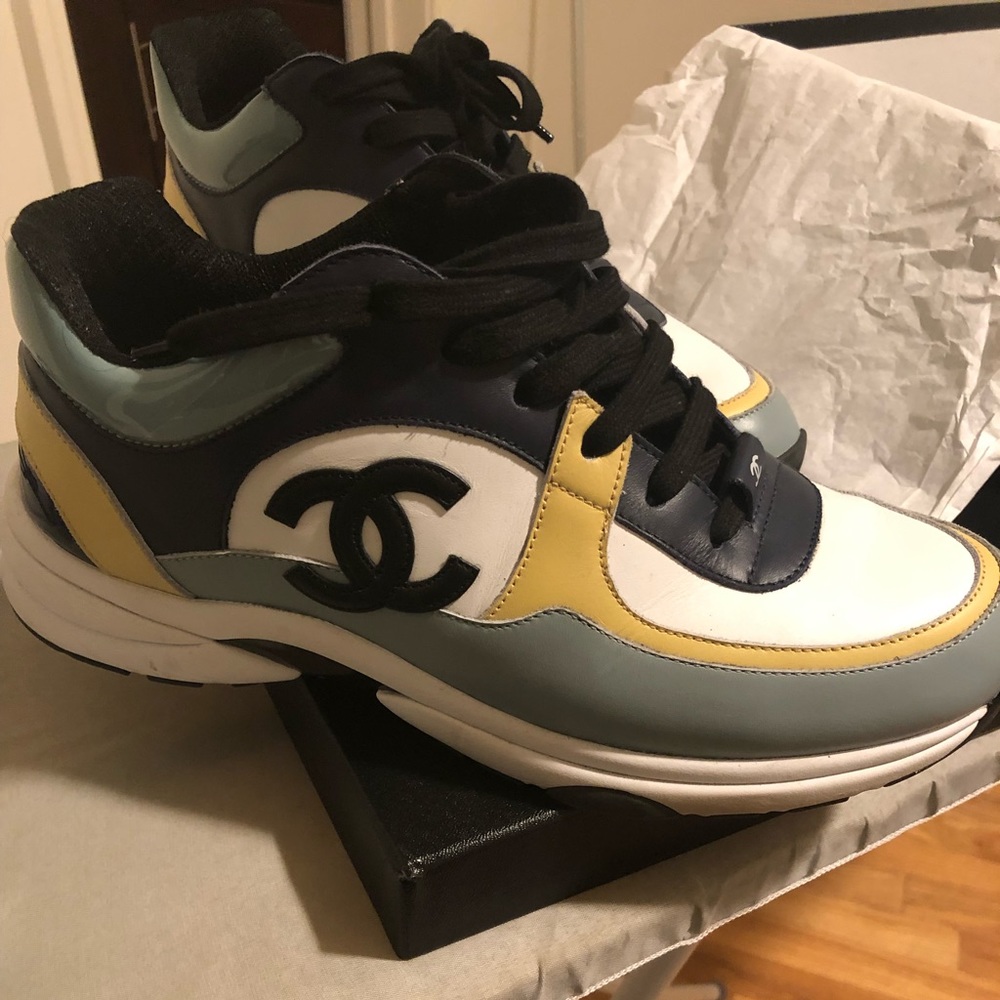 chanel runner
